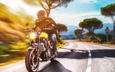 WHY MOTORCYCLISTS NEED TO STAND OUT